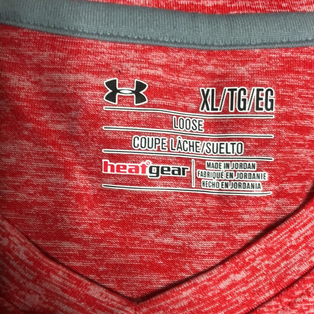 Under Armour TShirt - Picture 3 of 7